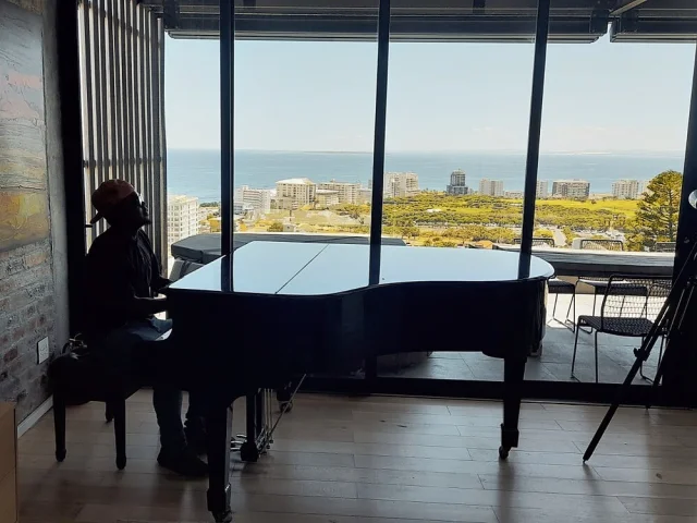 B Major SA