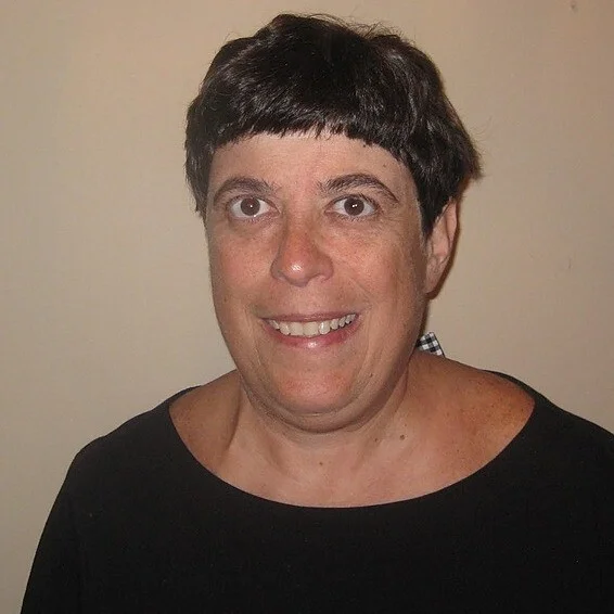 Traci Davies