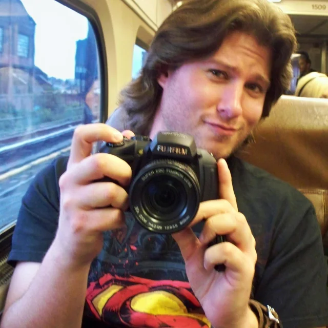 Jon Tomes